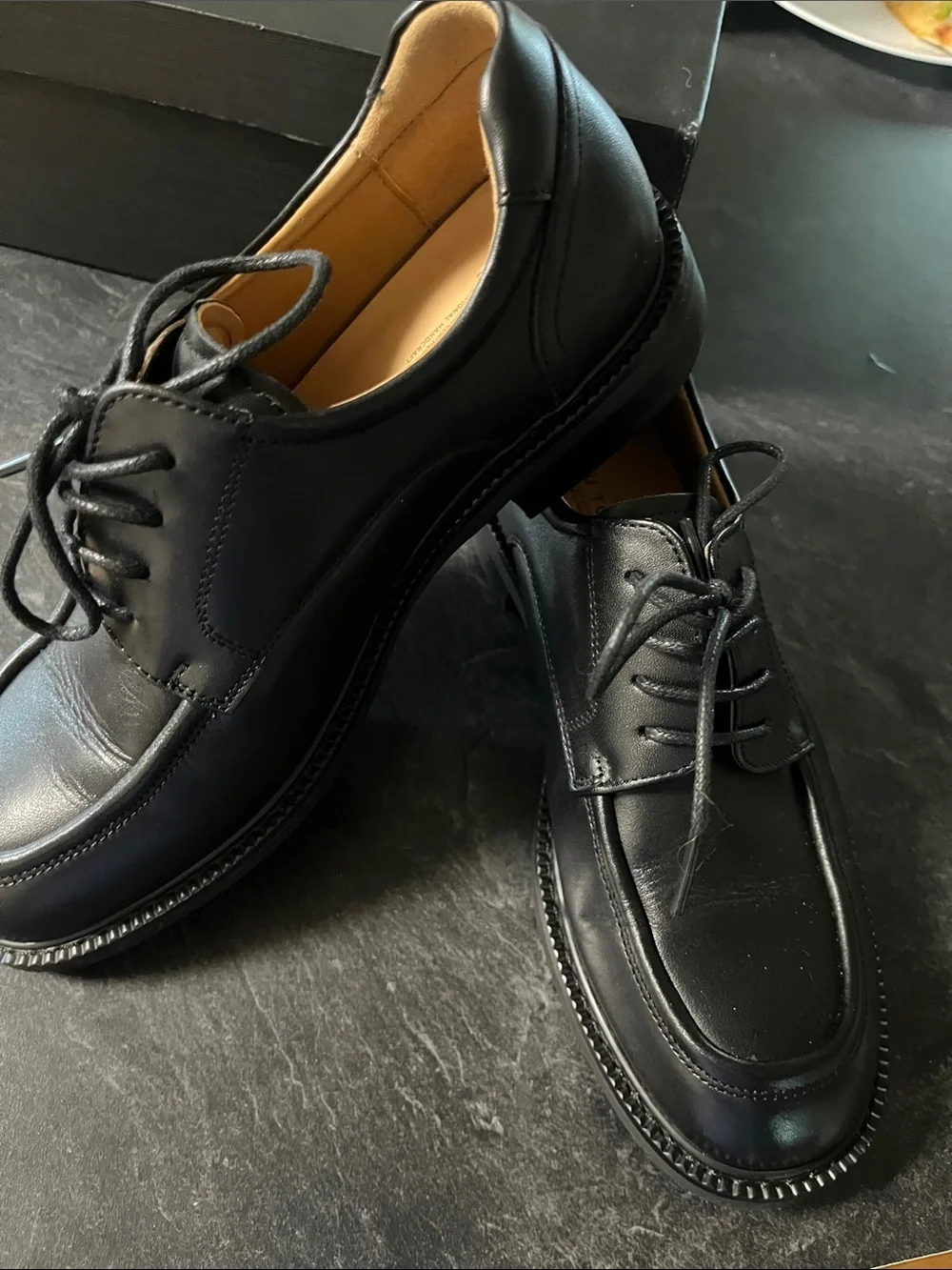 Women’s Beau Today Black Leather Loafer Shoes
